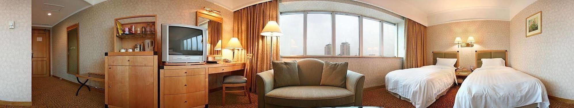 Golden Hotel Shenyang Eksteriør billede